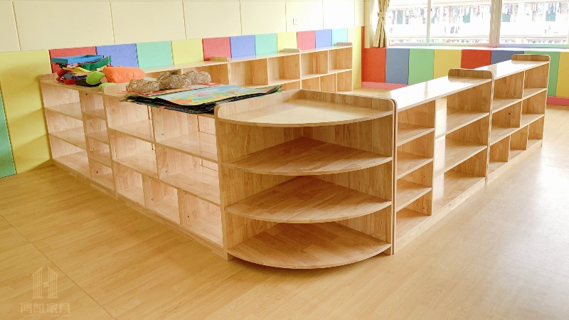 【香港六宝典最新版开奖】如何选择幼儿园课桌椅？