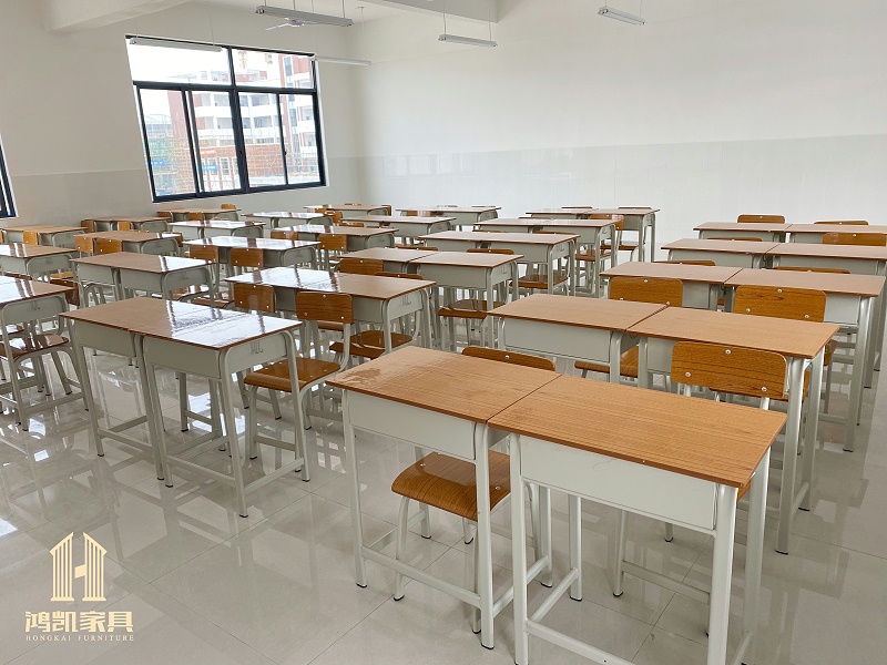 学校固定课桌椅