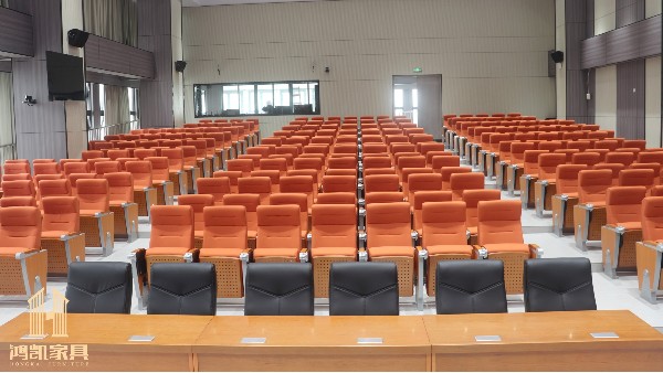 香港六宝典最新版开奖致力于打造实用美观的报告厅礼堂椅