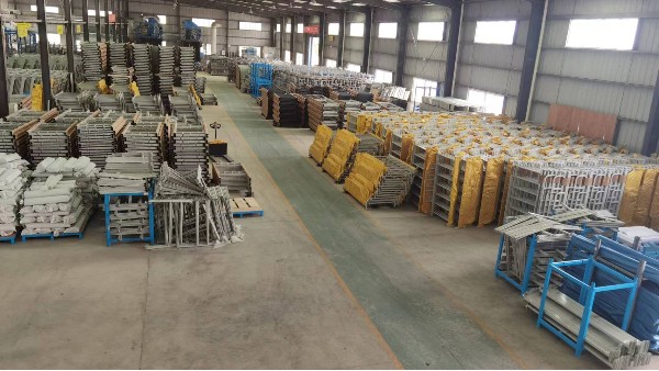 工厂实录 | 忙着生产、忙着发货，用镜头记录大家忙碌的身影